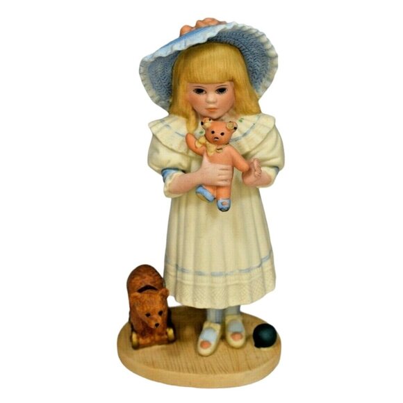 Jan Hagara Autographed Limited Edition Shelley Figurine 1990 - Picture 1 of 5